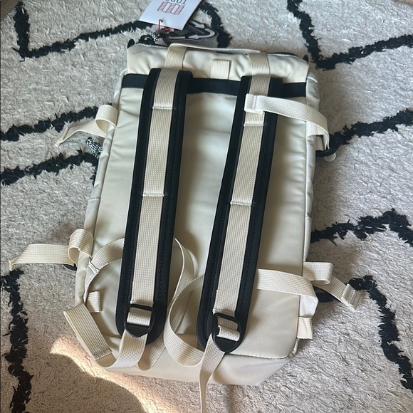 New - Topo Designs Bone White Rover Pack Mini - Picture 2 of 3